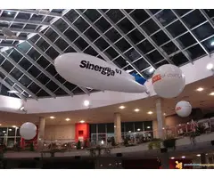 Velike lopte, cepelini, reklama sa svetlom iznad grada, prodaja sa lagera - 2