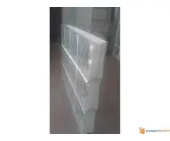 PANELI OD STAKLENIH PRIZMI