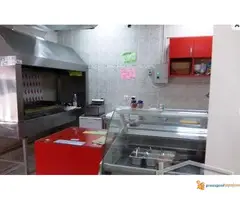 IZDAJEM ULIČNI LOKAL Novi Sad