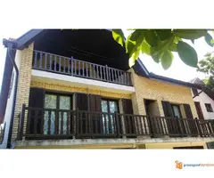 Prodajem kucu u Starim Banovcima - 2