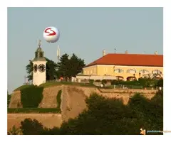 Cepelini, velike lopte, reklama sa svetlom iznad grada, sve sa lagera, gigantski baloni, štampa