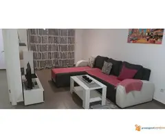 Izdajem na dan dvosobne apartmane, Novi Beograd