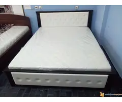 Kreveti od punog drveta, duseci od pena po svim merama