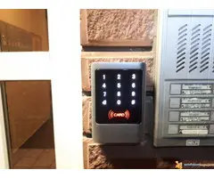 Ulazak bez korišćenje ključa - Kontrola pristupa