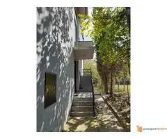 Na prodaju kuća u Sremčici, 300 m2 - 3