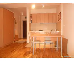 Izdajem stan od 37m2 na Slaviji, novogradnja