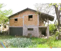 Prodajem plac pod vocnjakom sa dve kuce u Bg. - 6