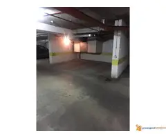 Izdajem DVE GARAŽE u Beogradu, Sazanova ulica