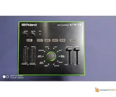 Roland VT-3 Voice Transformer - 2