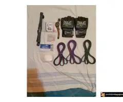 Prodajem: par hromiranih postolja za plankove,sklekove,stoj na rukama I druge vezbe, horizontala - 7