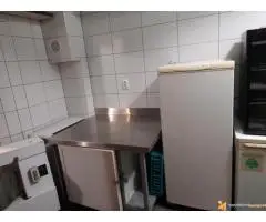 Izdajem lokal u Inđiji u stambenoj zgradi u centru grada - 9