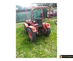 Zglobni traktor Toma Vinkovic 830