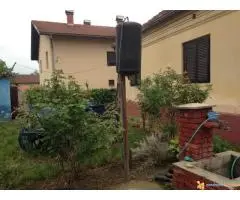 prodaja kompletnog seoskog domaćinstva sa imanjem