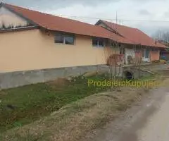 Izdajem magacinsko-poslovni prostor