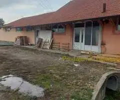 Izdajem magacinsko-poslovni prostor