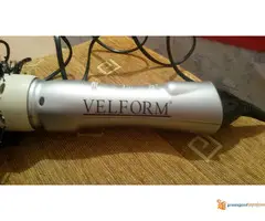 Povoljno prodajem četku za ispravljanje kose - 2