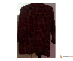 POVOLJNO PRODAJEM ŽENSKI SAKO