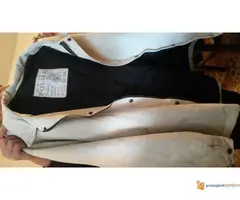 POVOLJNO PRODAJEM MUŠKI JAKNU, VELIČINE L - 2