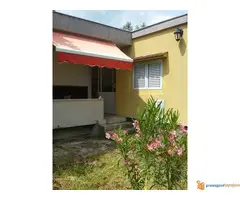 Kuca sa bastom 33+12m2,basta 2,6a privatnost