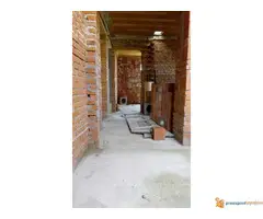 Kuća od 220 m2 na 4,5 ari n. B Bjegović Niš!